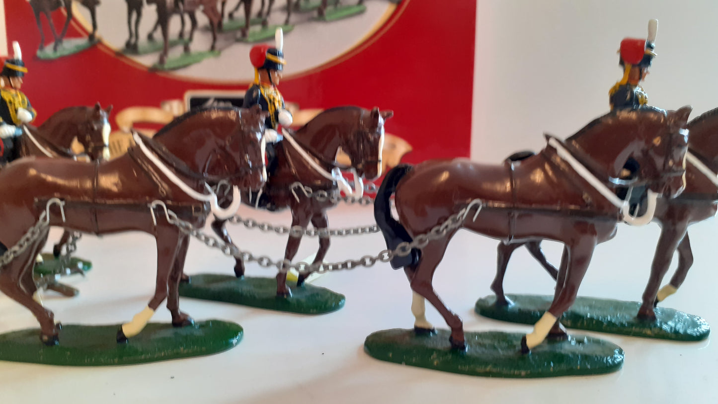 Britains 40188 Kings Troop Royal Horse Artillery 2001 1:32 metal wdb84