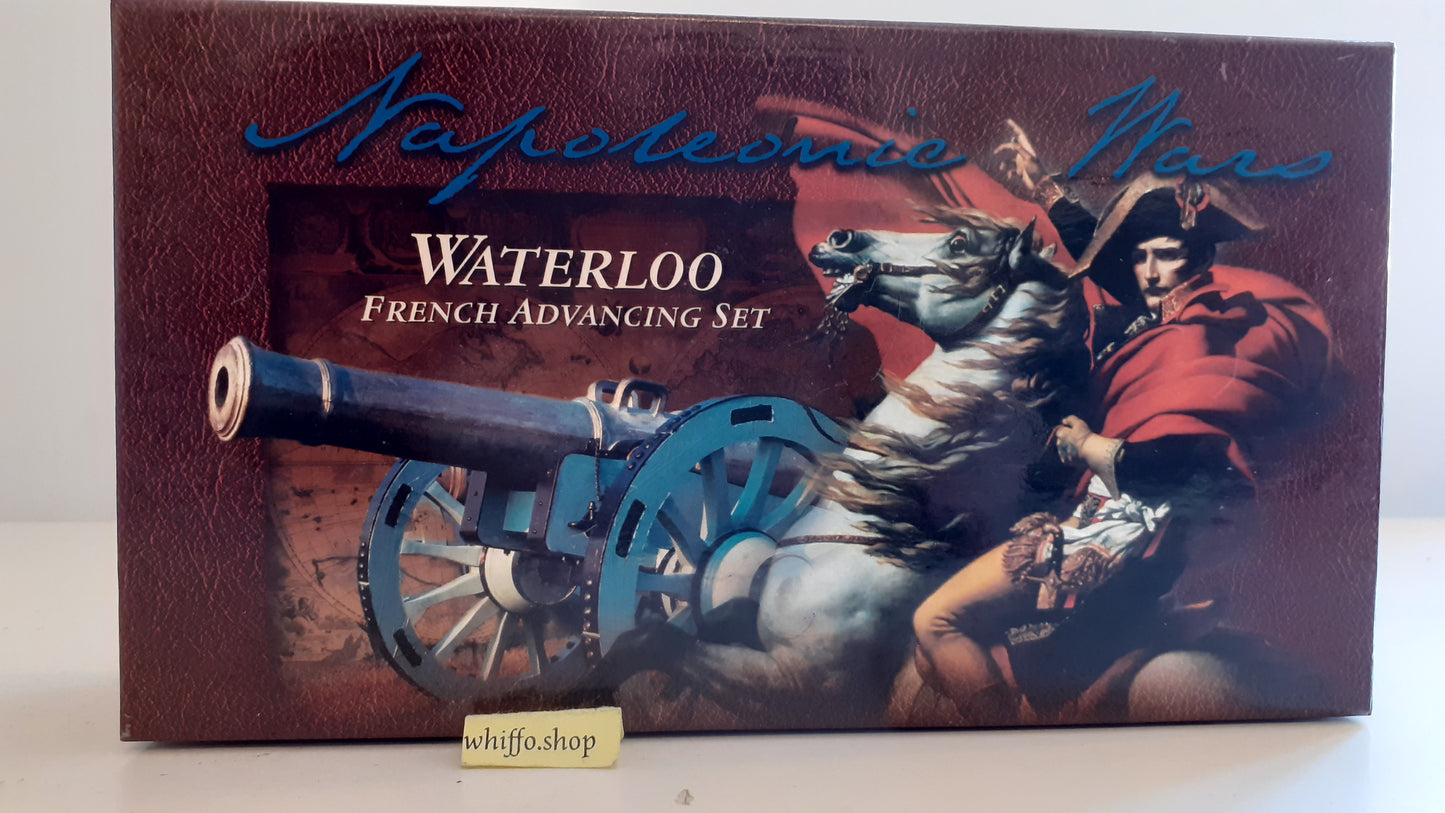 britains 00152  napoleonic hougoumont Waterloo french advancing 1999 box s738