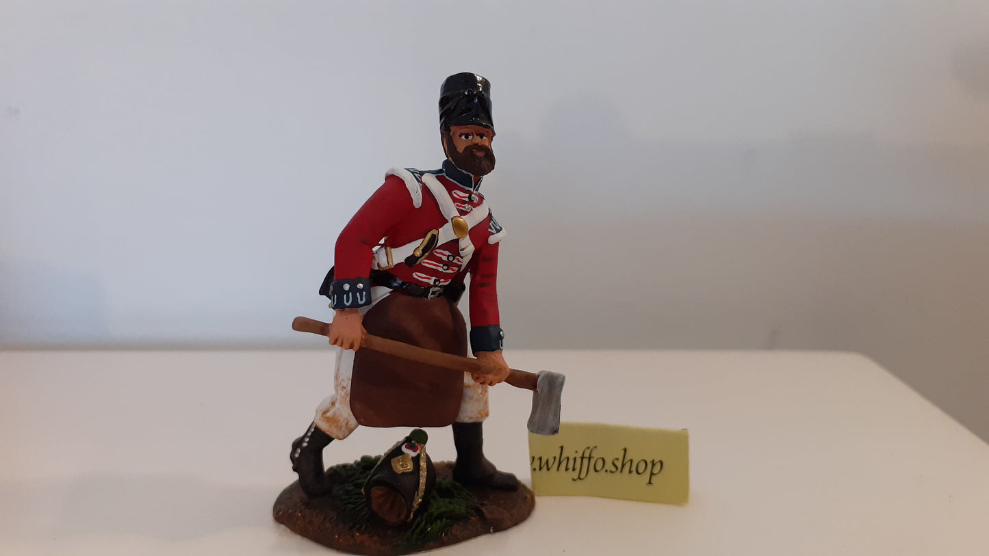 Britains 2008 17610c Coldstream Guards PioneerExclusive Club Fig boxed 1:32 B10