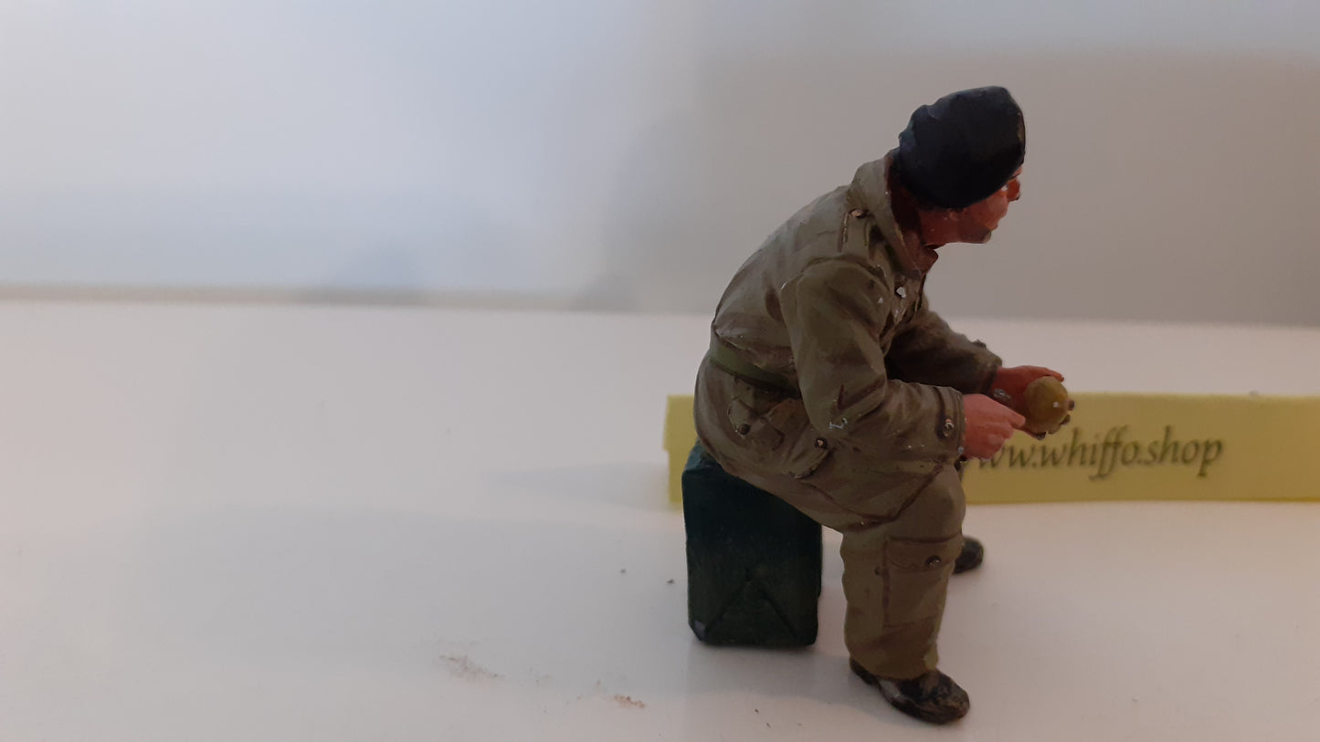 King and country Ww2 Tank Spud Potato Peeler D-day Crew no box 1:30  W15