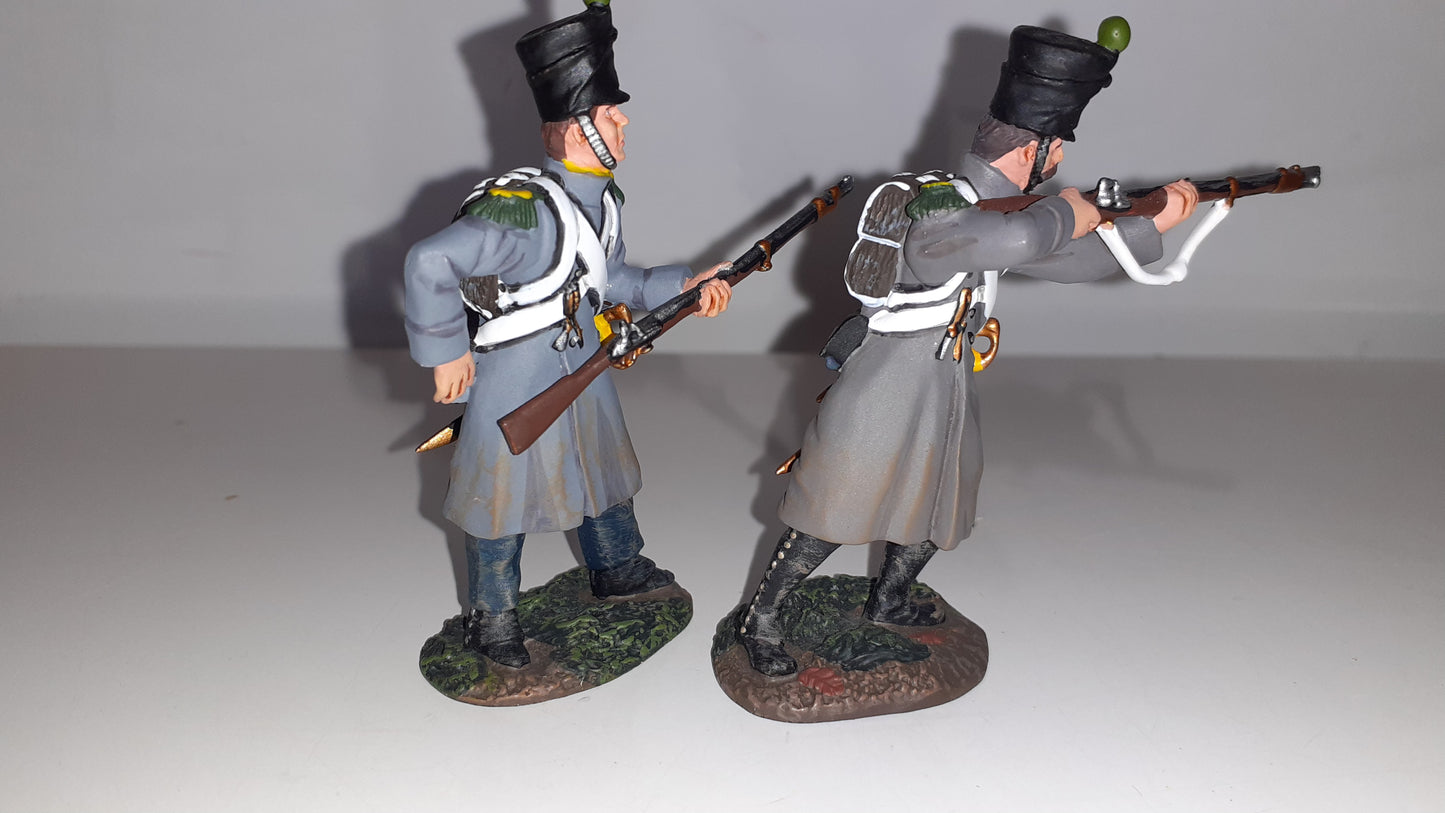 BRITAINS 36011 Napoleonic Waterloo French Voltigeurs Greatcoats 2008 1:32 S5