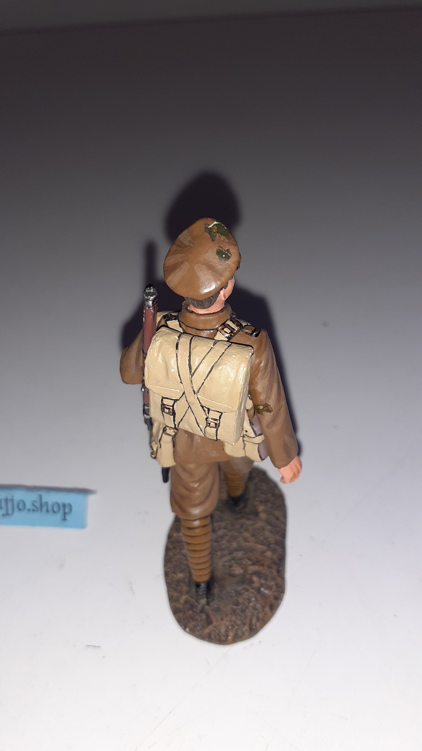 King and country Ww1  Fw145 British Tommy Marching 2010 no box 1:30 W1211
