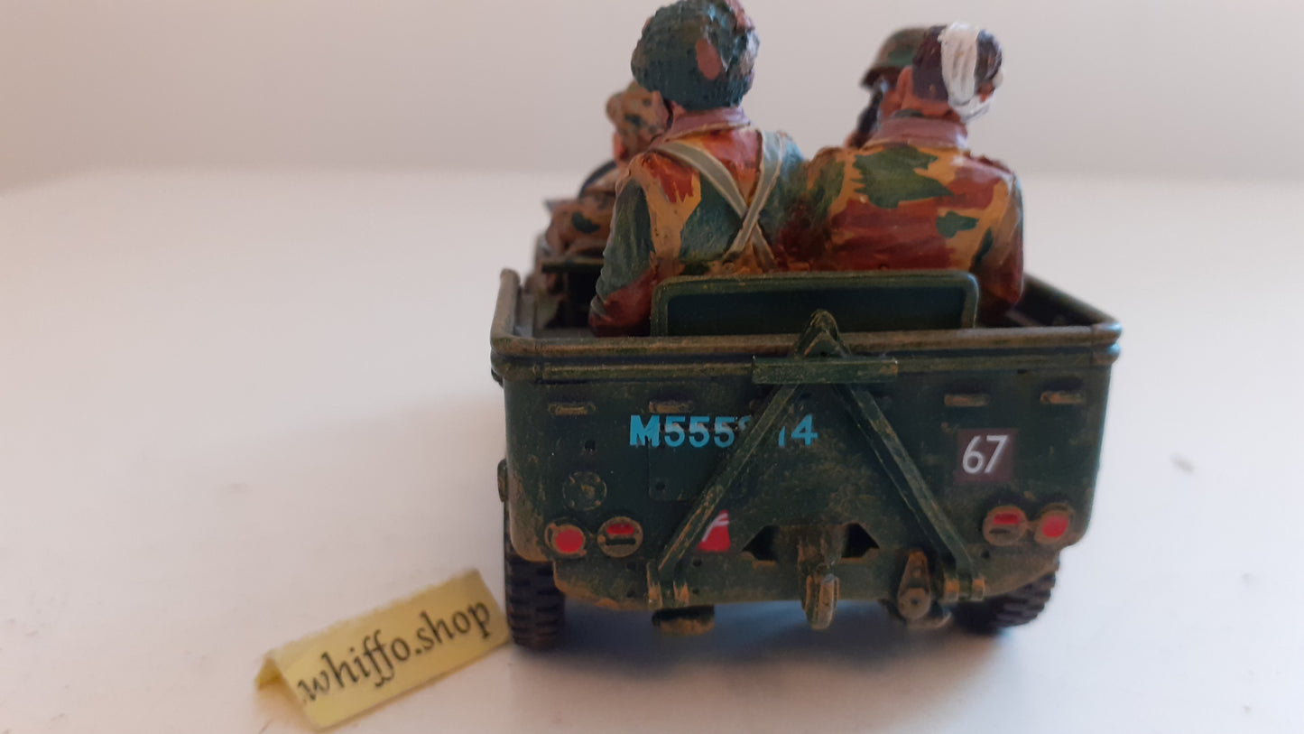 king and country mg068 willys jeep captured paras ww2 arnhem boxed 1:30 wb84
