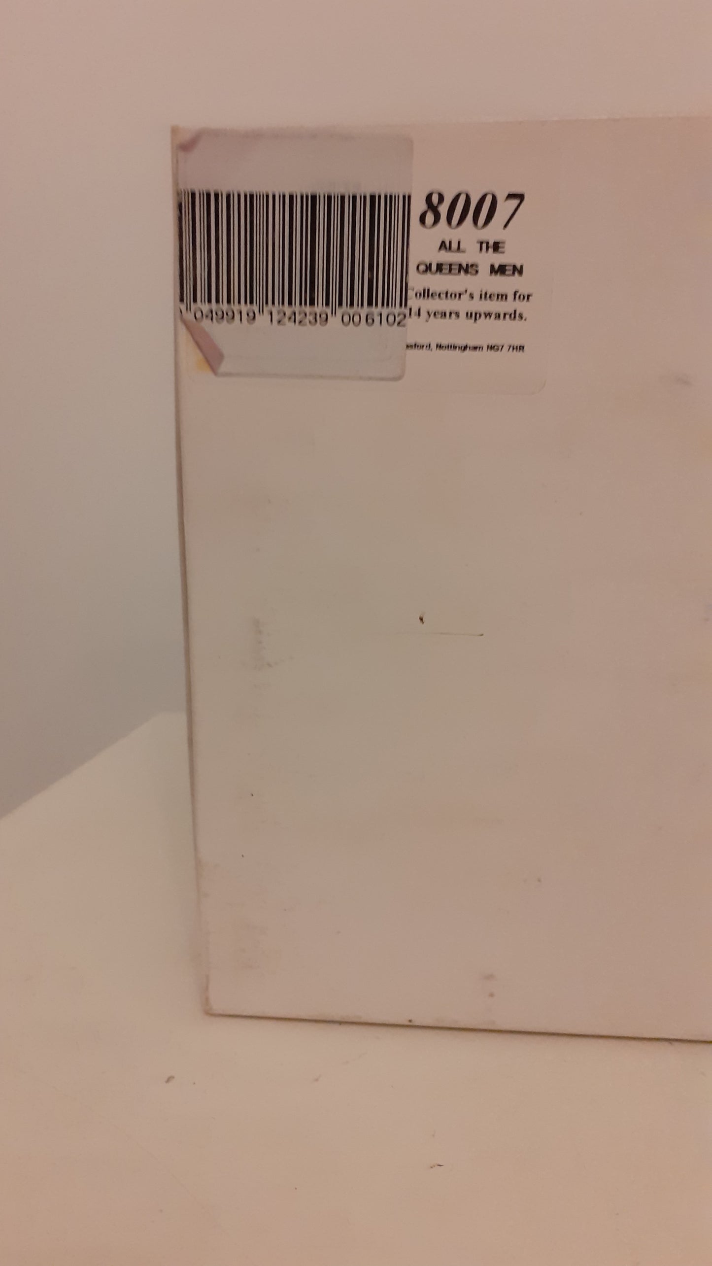 BRITAINS 8007 All The Queens Men Pipers Beefeaters Boxed Guards 1990 1:32 S713