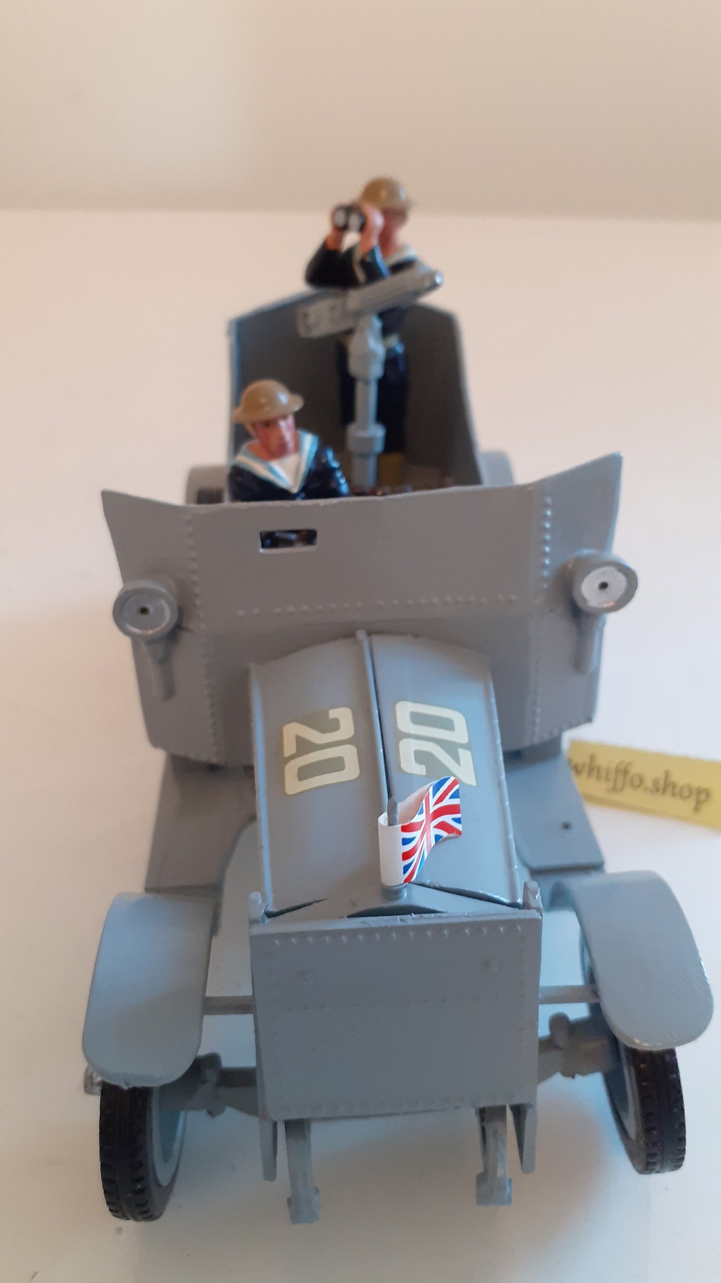 Britains 8925 royal navy armoured car vickers and crew ww1 1993 s435
