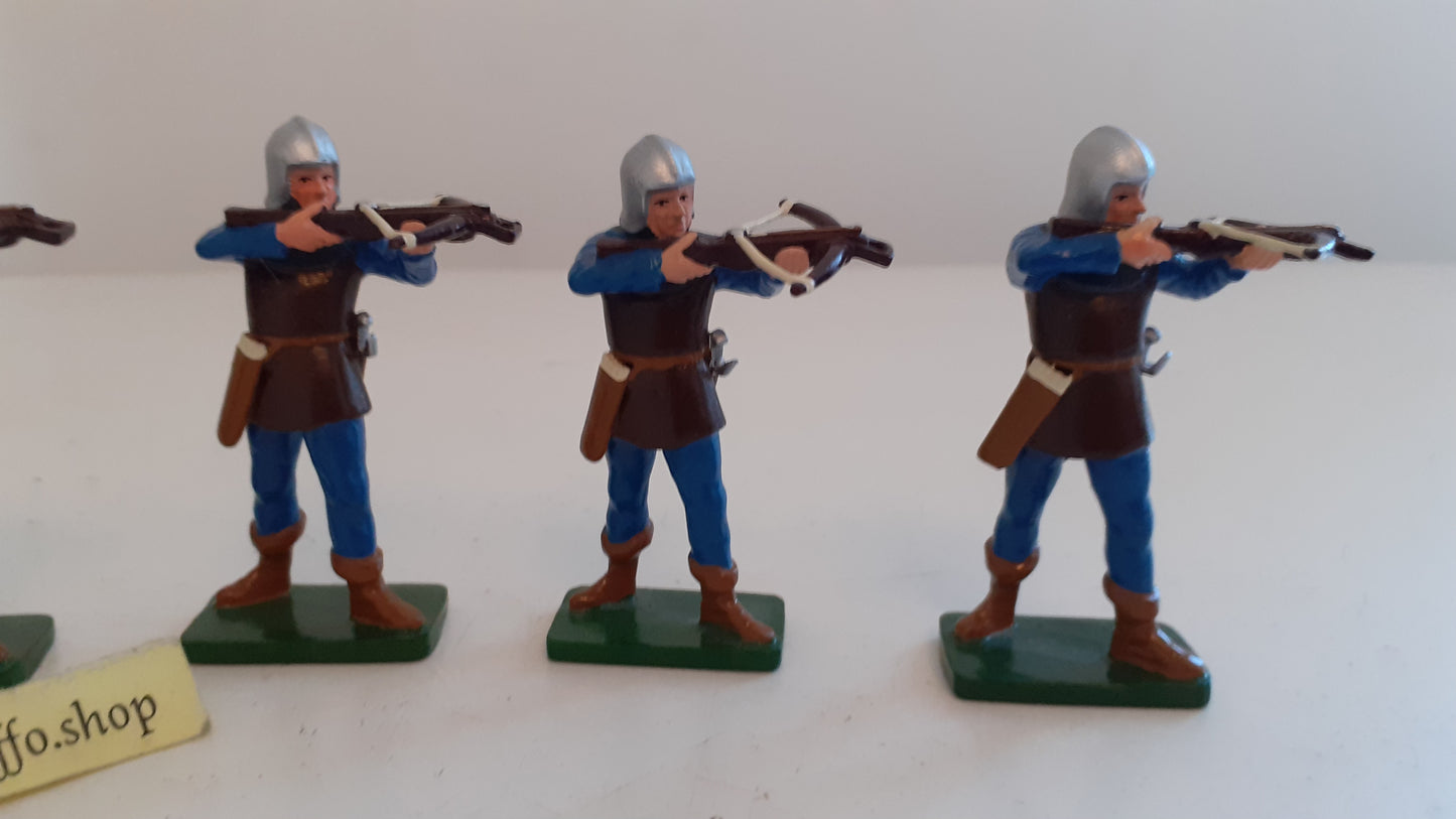 BRITAINS 40236 Knights Of Agincourt french crossbow archers 2003 1:32  s8b30