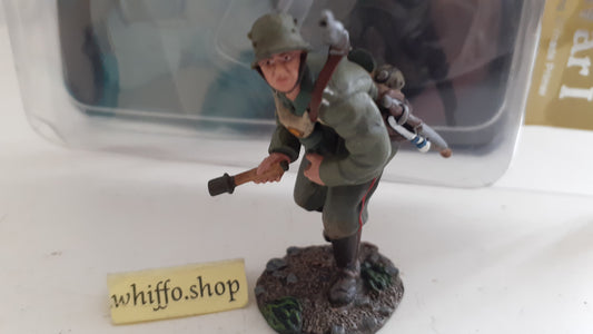 Britains 23055 ww1 german infantry grenade 1916 1:32 2014 boxed B620