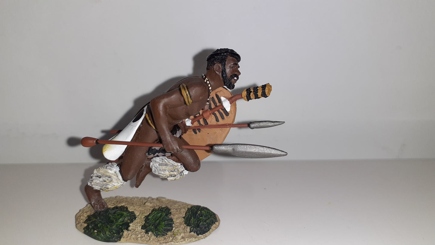 Britains 20034 Zulu wars Charging Assegai Fig 1:32  2014 boxed B11