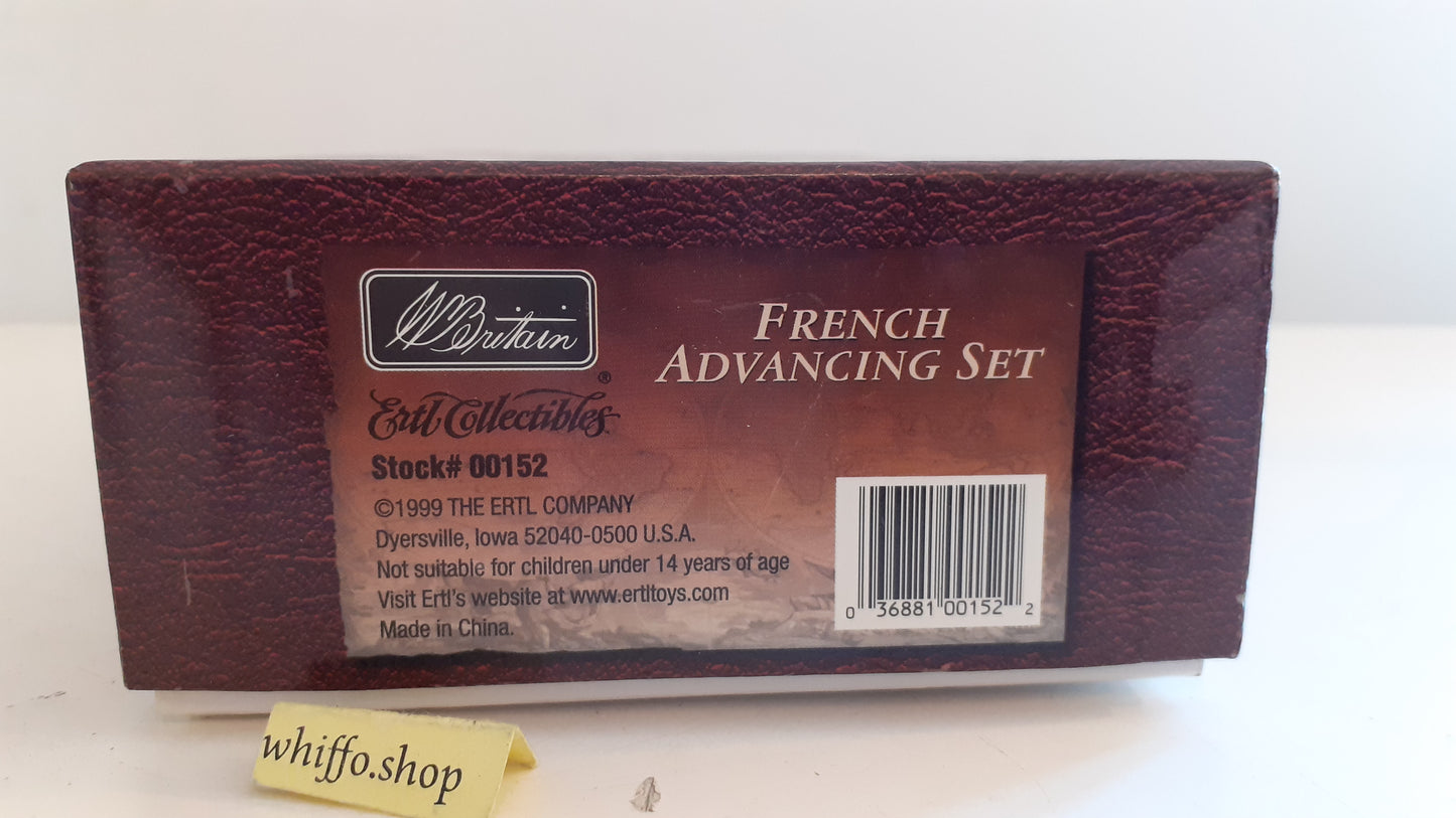 britains 00152  napoleonic hougoumont Waterloo french advancing 1999 box s738