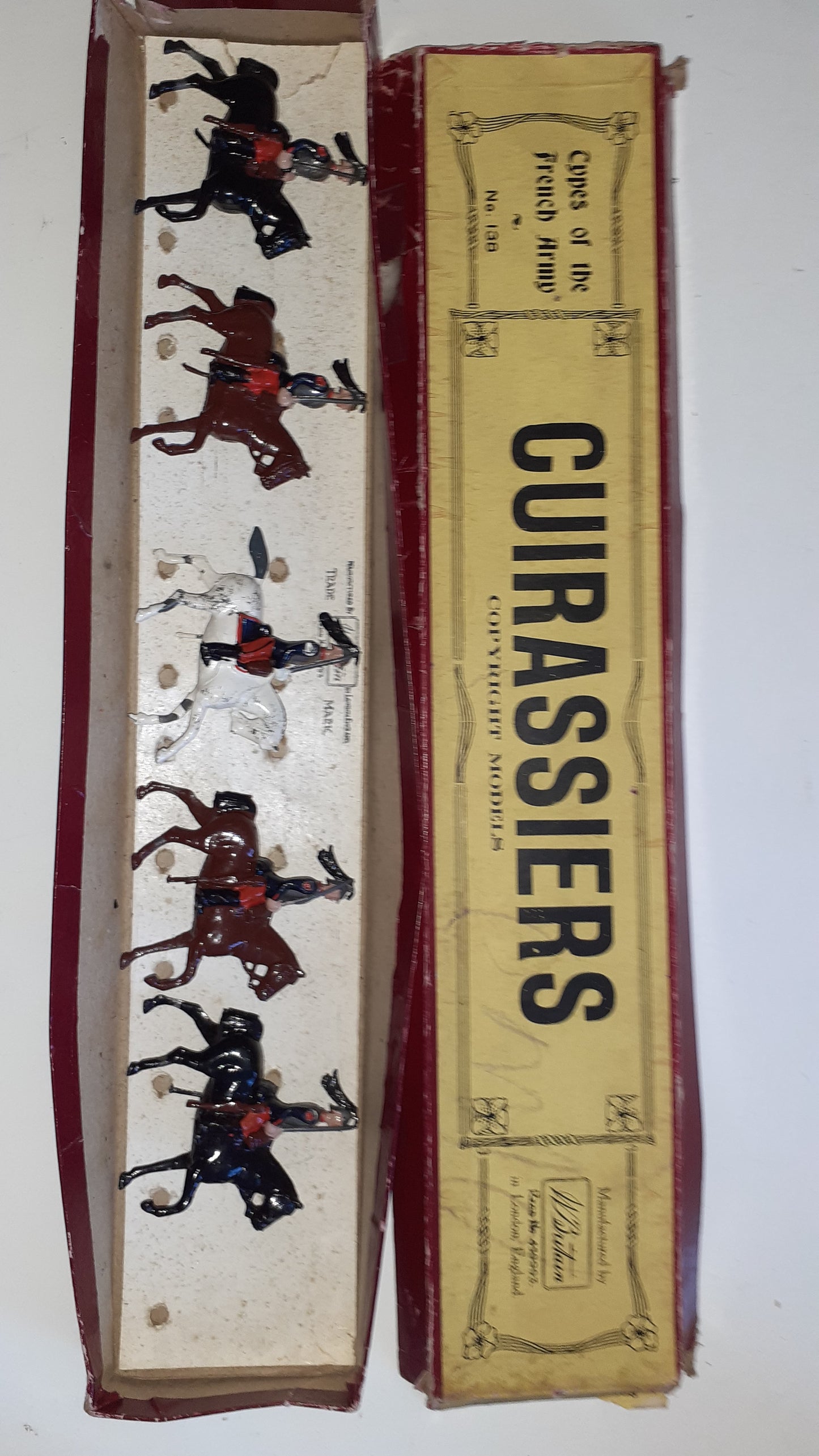 Britains Set 138 French Cuirassiers boxed  S7