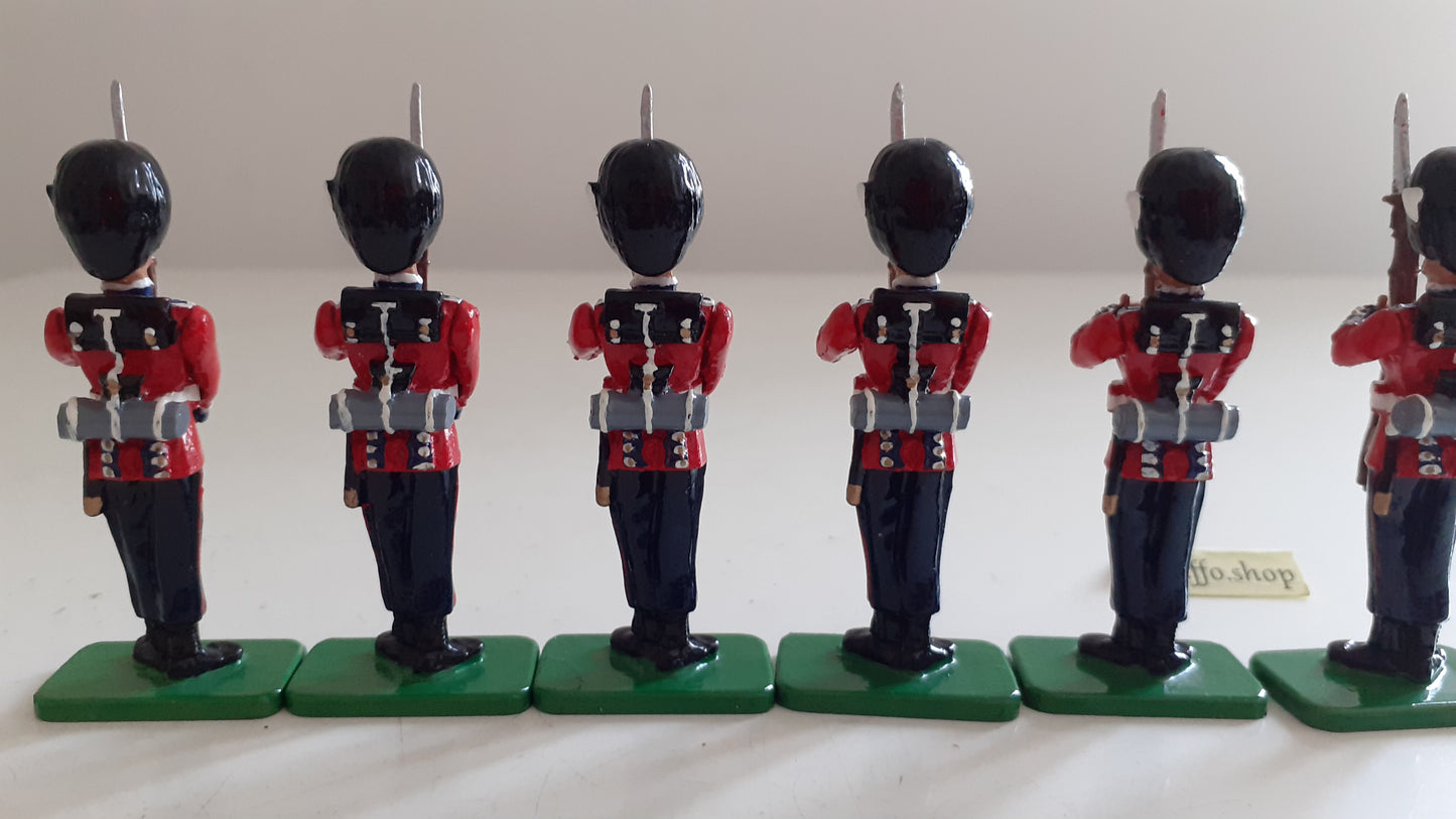 Britains 00105 limited edition 1999 grenadier guards only 1000 made 1:32  wb165