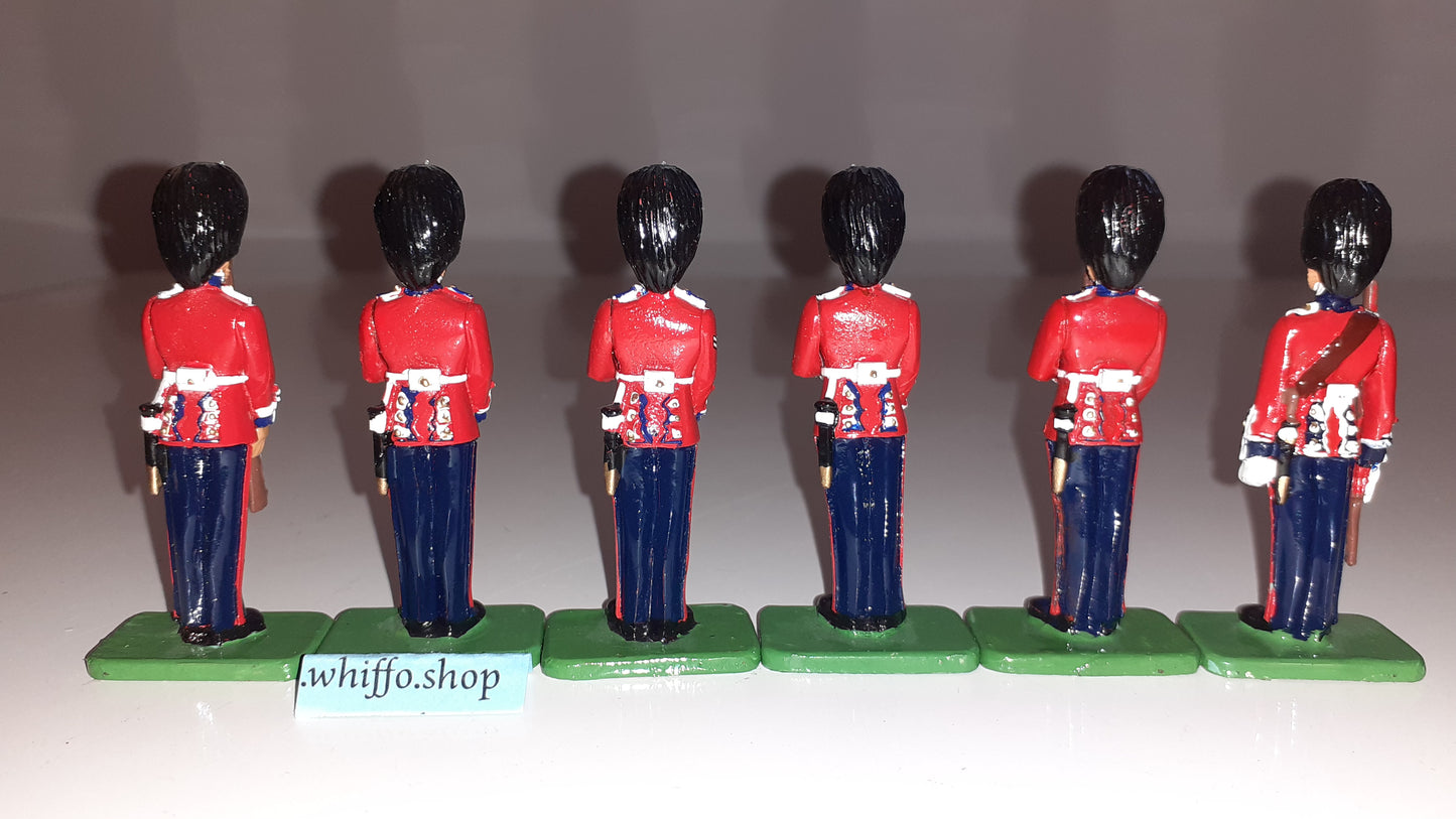 Britains 00294 Queen Victoria Scots Guards 1:32 metal boxed Set A S8