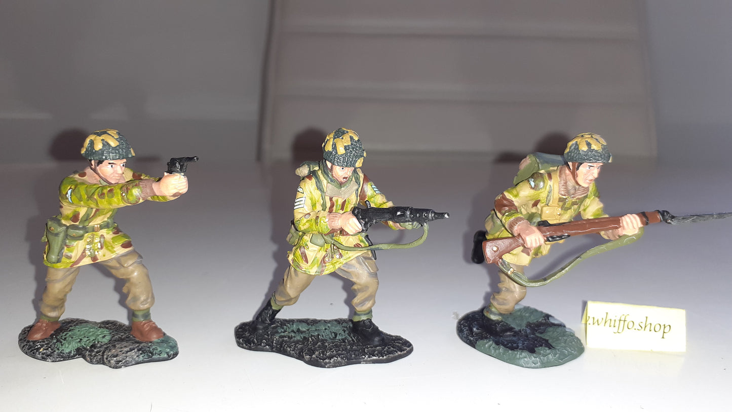 Britains Ww2 17142 Paras Paratroopers Arnhem British metal boxed 2000 Wdb