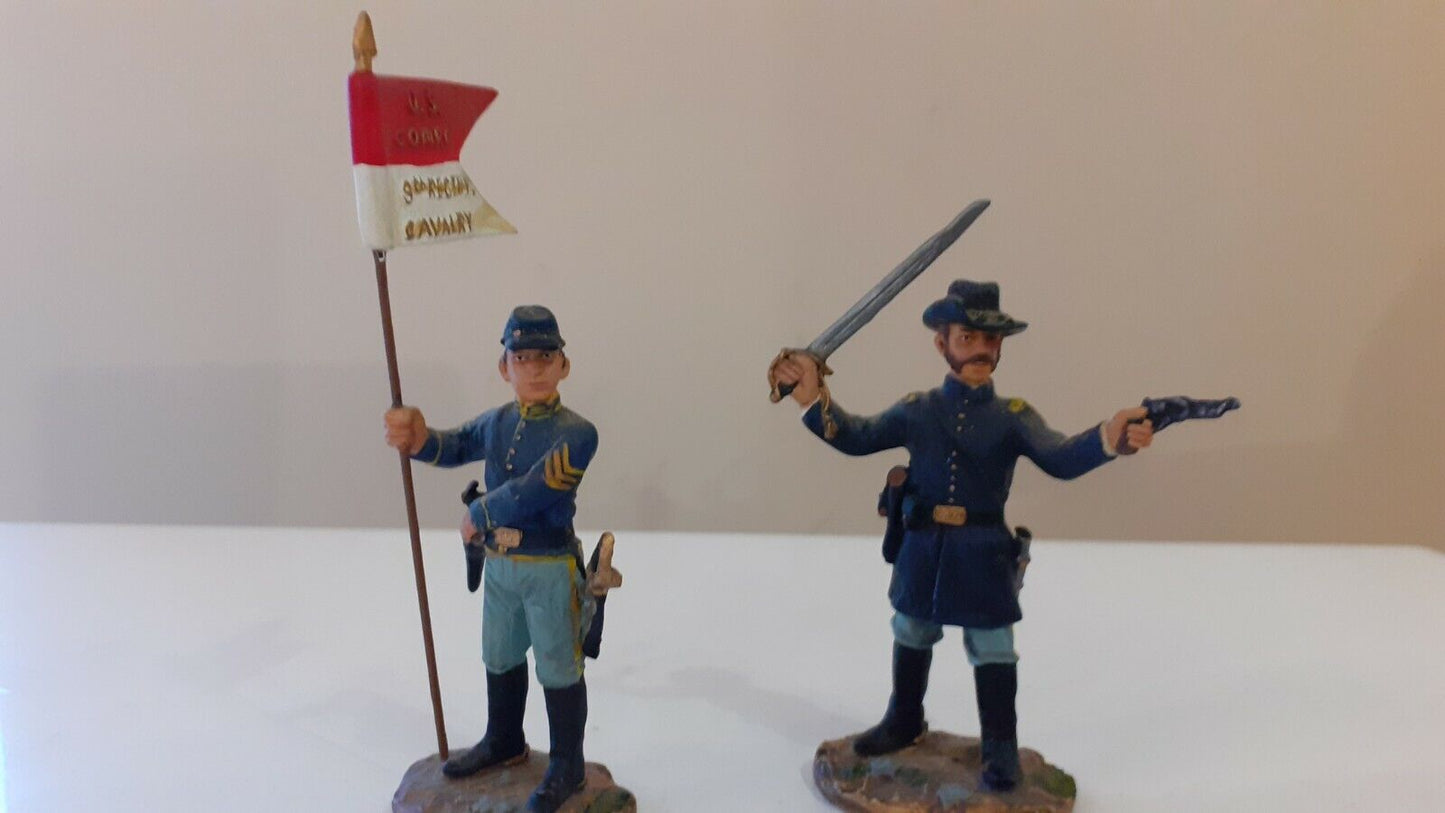 Britains 17566 union cavalry officer and guidon bearer 1:32 metal