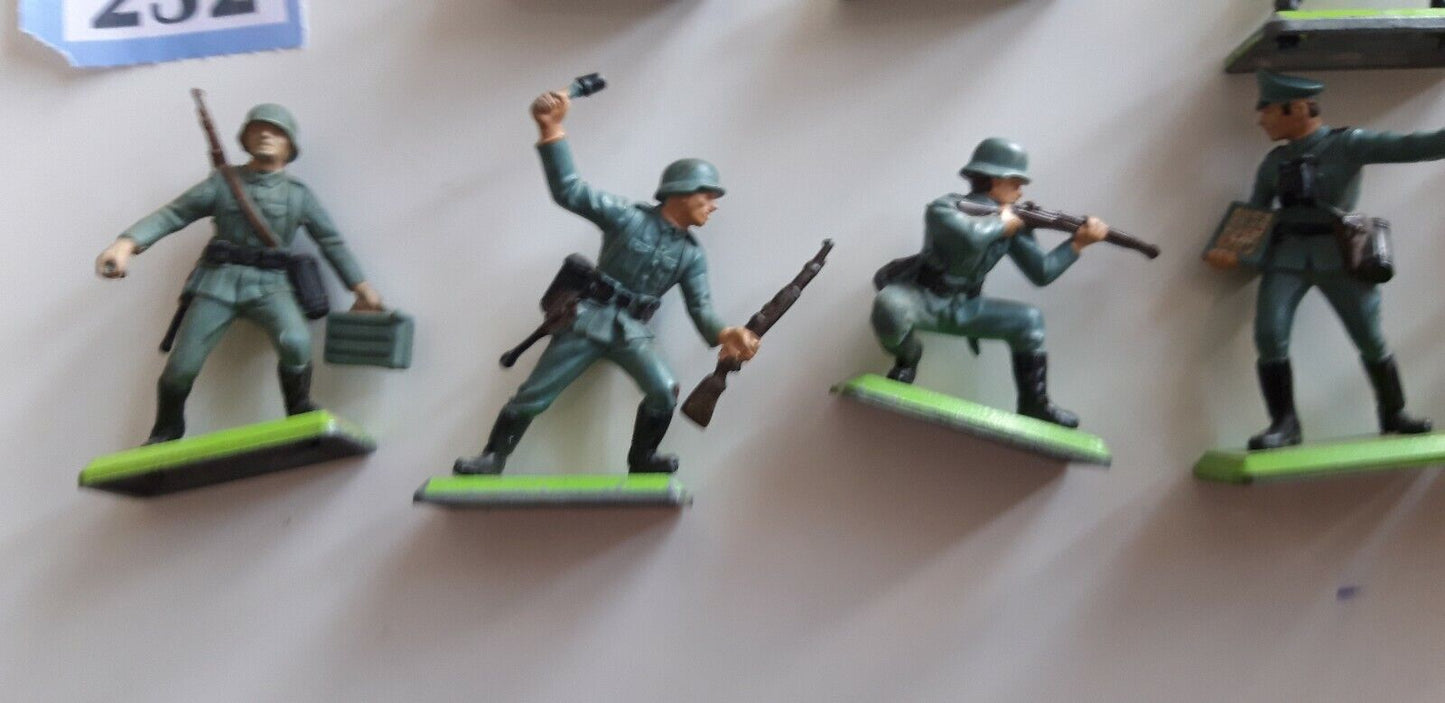 Britains deetail ww2 germans infantry 1970s  1:32  b2