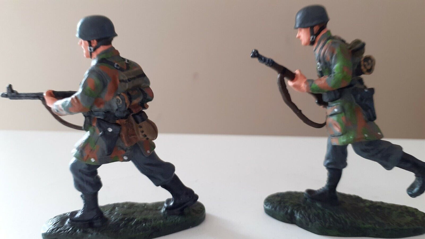 Britains 17458 ww2 d-day German paratroopers fallschirmjaeger boxed