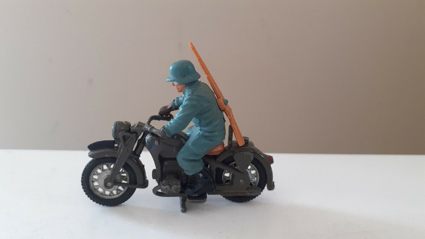 Britains deetail ww2 German  bmw motorcycle motorbike 1970s 1:32  bkccw