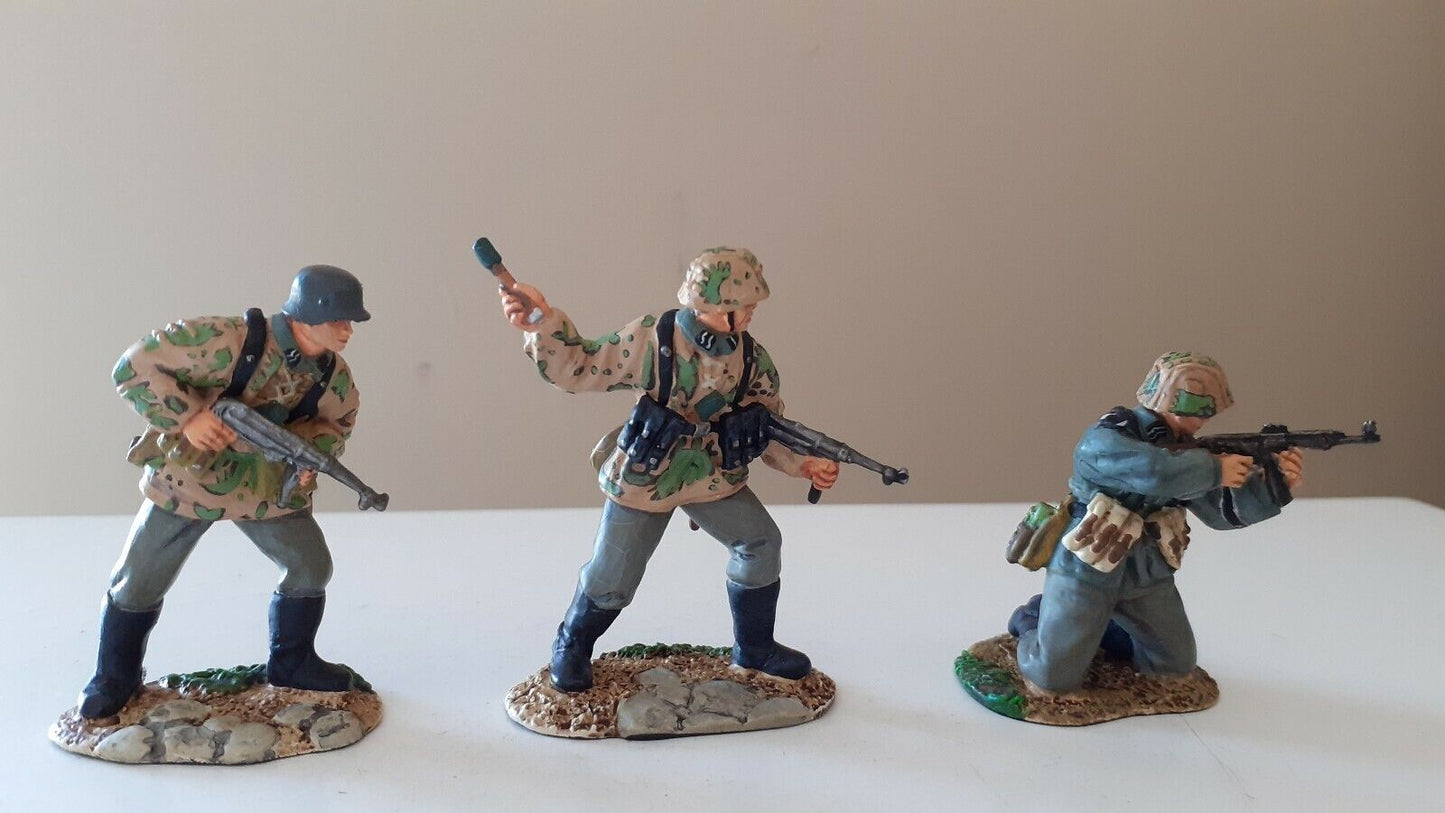 Conte ww2 German infantry 1:32  boxed metal wwii-017