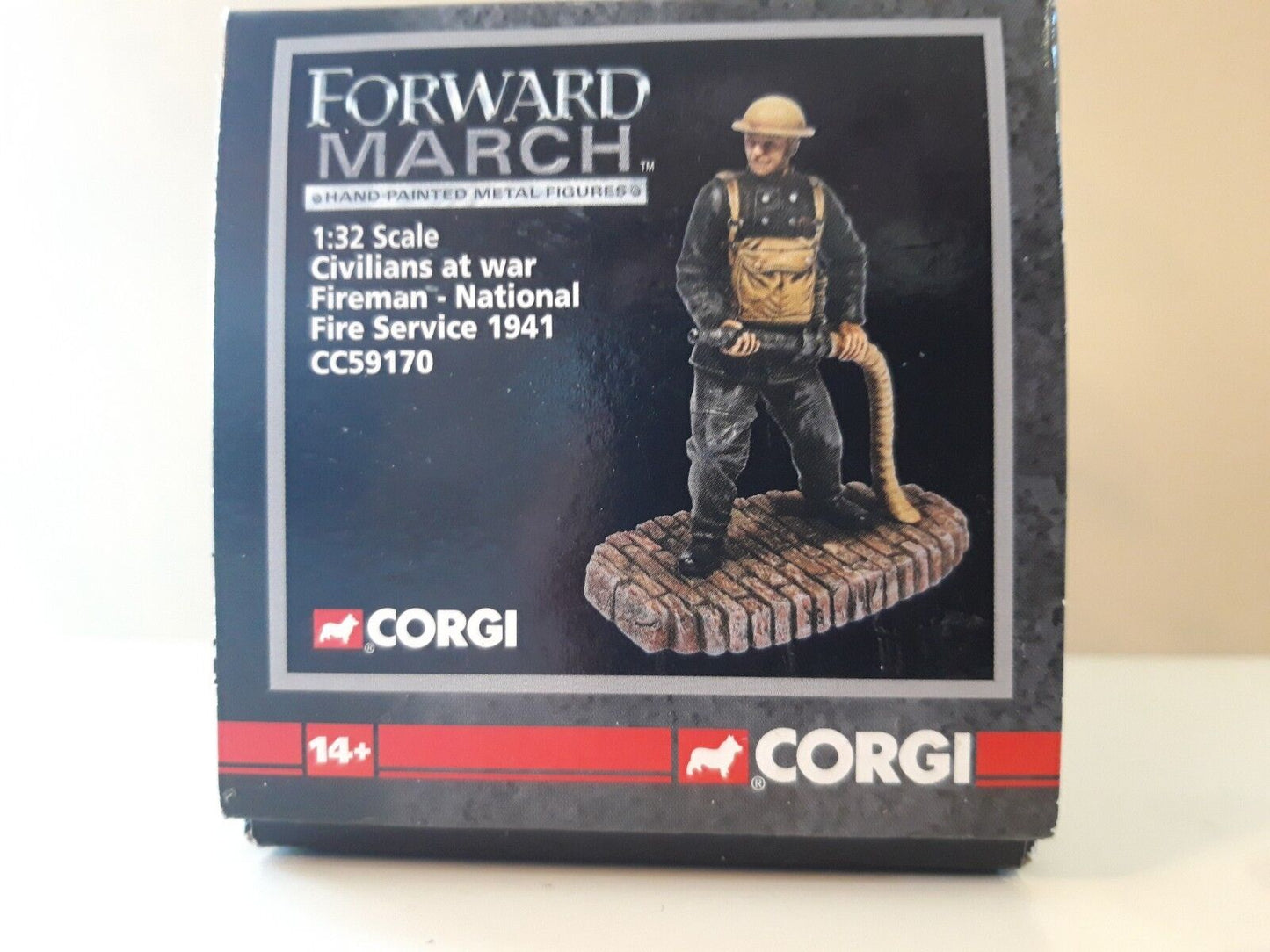 corgi forward march civilians at war ww2 blitz  fireman 1:32metal