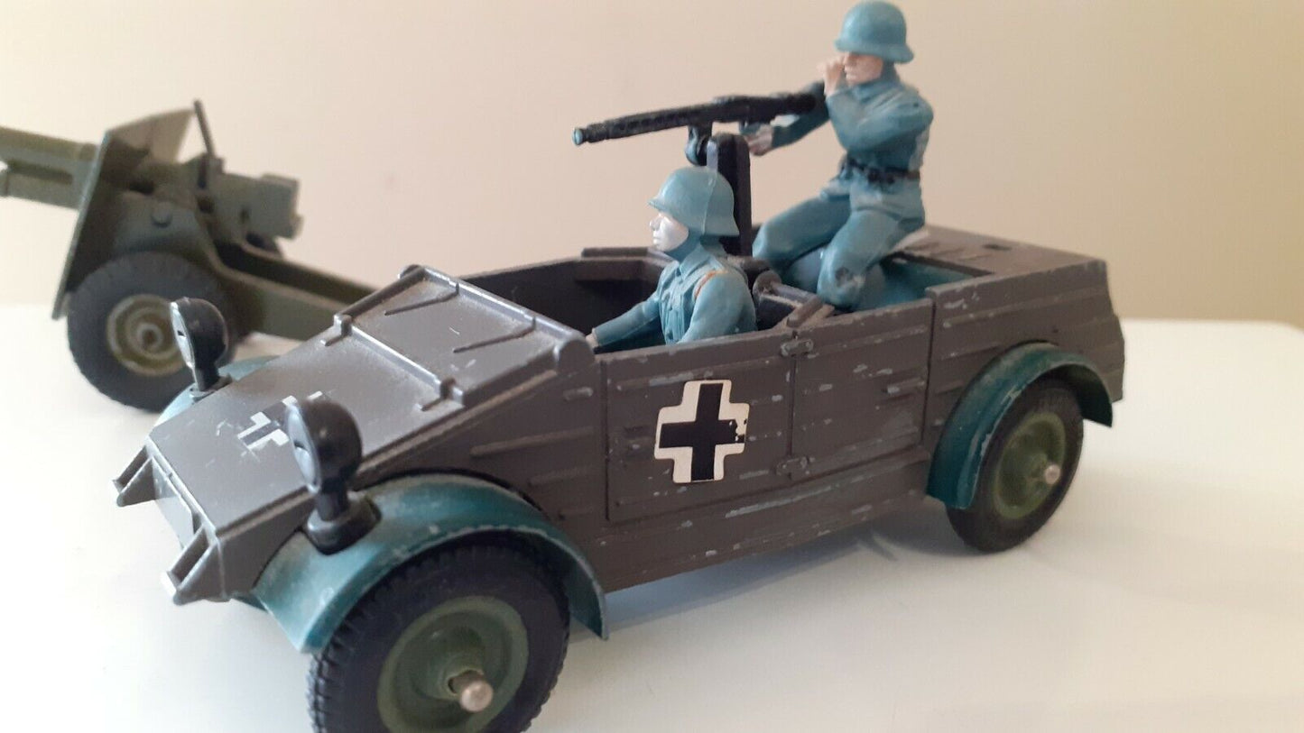 Britains deetail ww2 German afrika korps kubelwagen and gun 1970s 1:32  b1