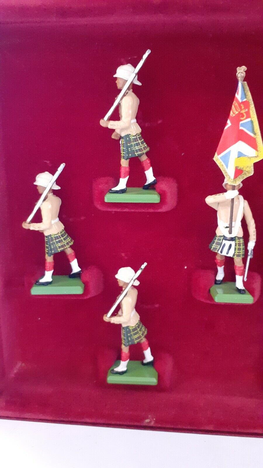 Britains 5188 limited edition seaforth Highlanders made in 1988.