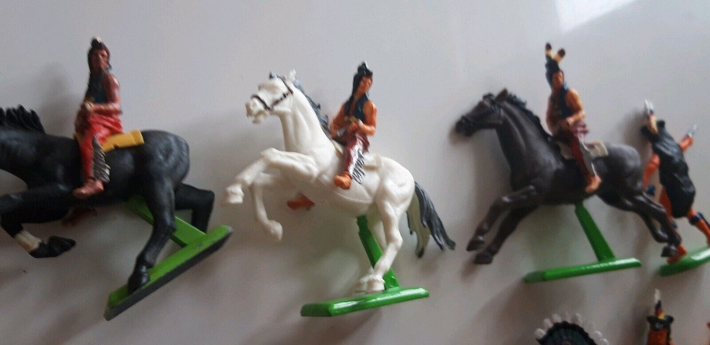 Britains deetail acw wild west cowboys  1970s  1:32  b3