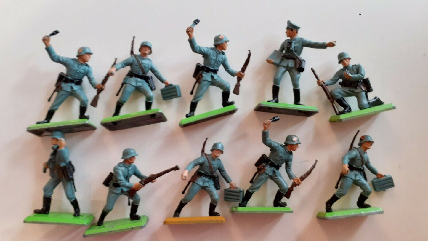 Britains deetail ww2 German infantry 1970s 1:32  b2