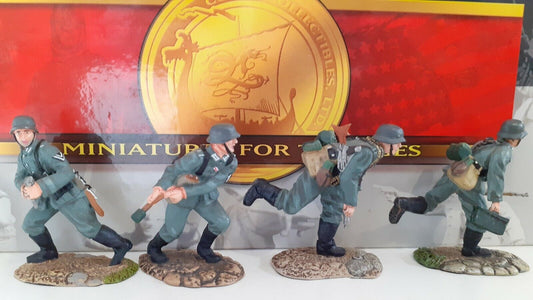 Britains conte ww2 wwii-007 German infantry frontal attack d-day boxed 1:32