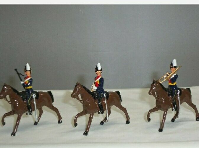 BRITAINS 40191 BRITISH 9TH LANCERS MOUNTED BAND CAVALRY 2001 1:32