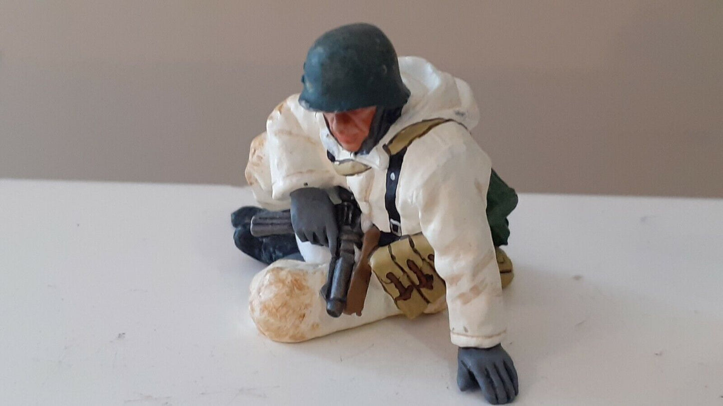 King and country ww2 german winter panzer tank rider no box w8 battle bulge