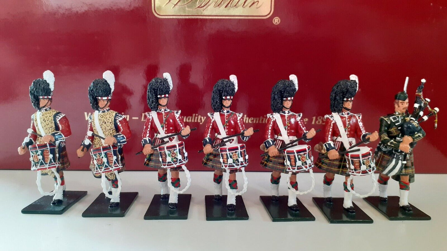 Britains limited edition pipes drums cameron highlanders 79th 2008 48004  boxed