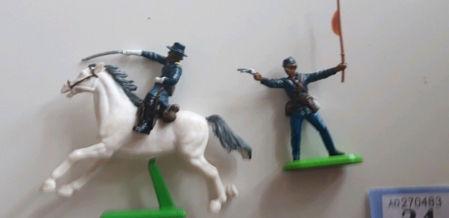 Britains deetail acw wild west union   1970s  1:32  b3