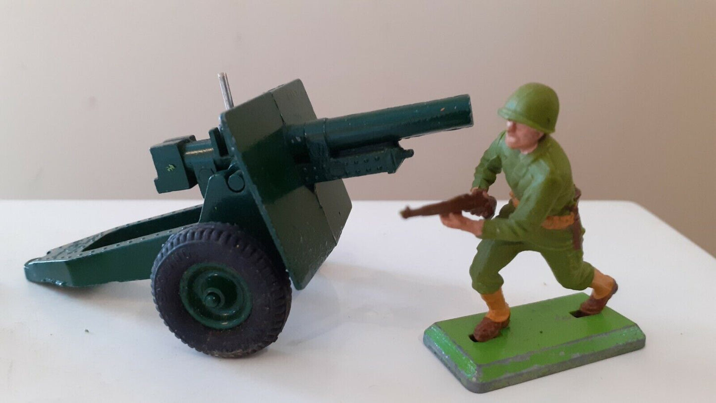 Britains deetail ww2 usmc 75mm gun etc 1:32 sc bx