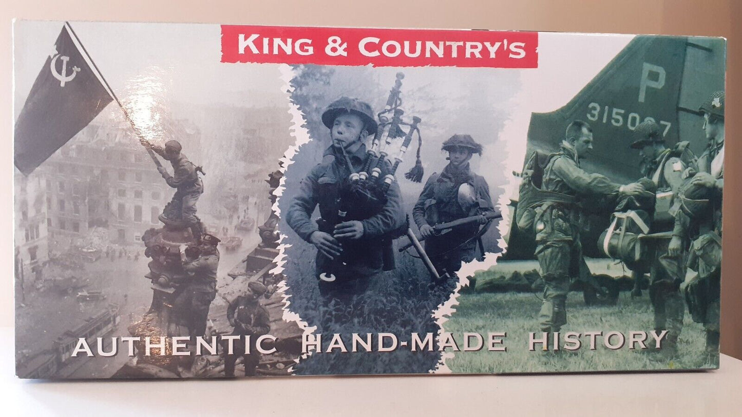 King and country ww2 german attack battle bulge bastogne boxed 1:30 bbg24