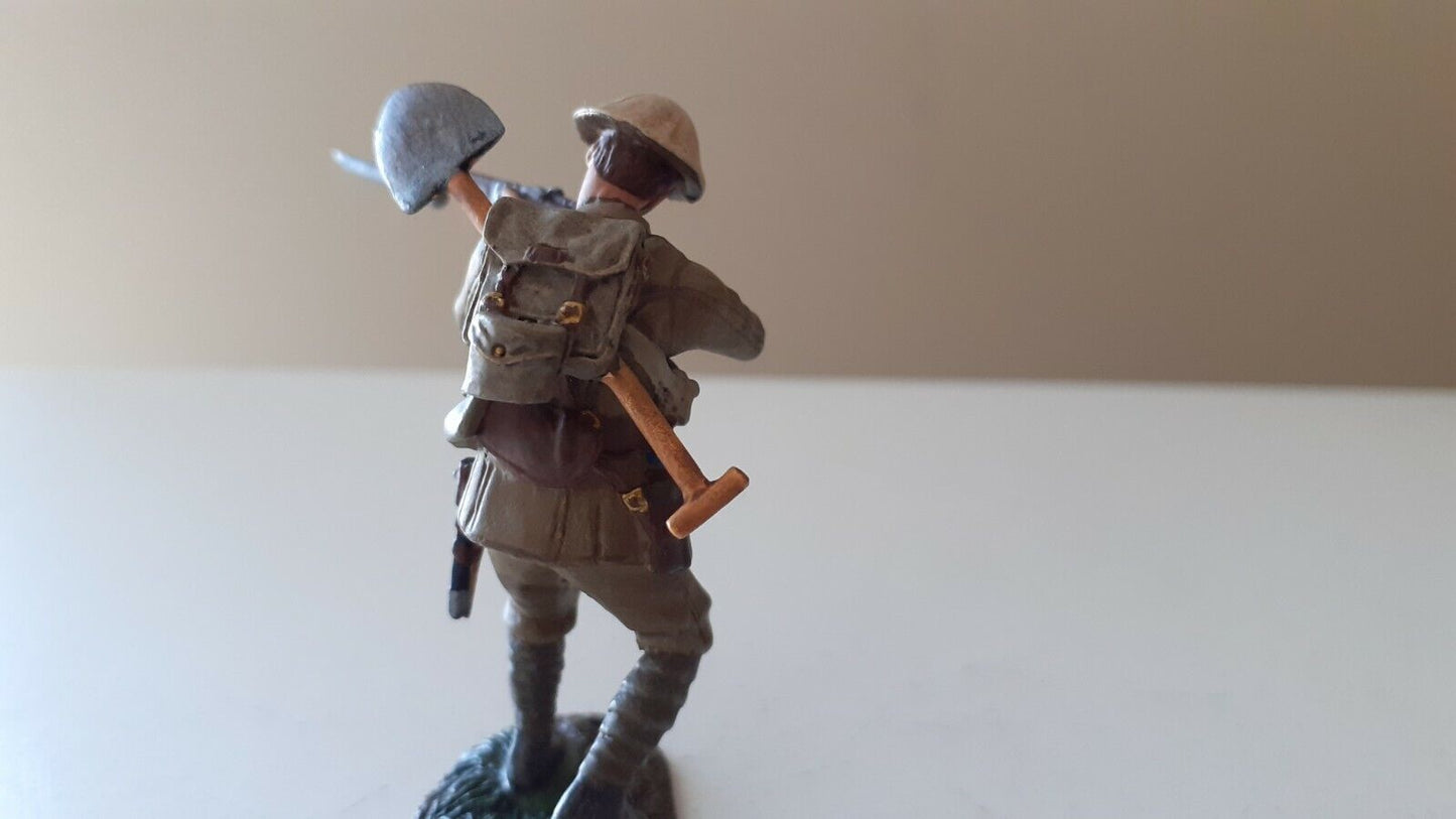 Britains 23047 ww1 British infantry standing firing 1:32 metal boxed b8