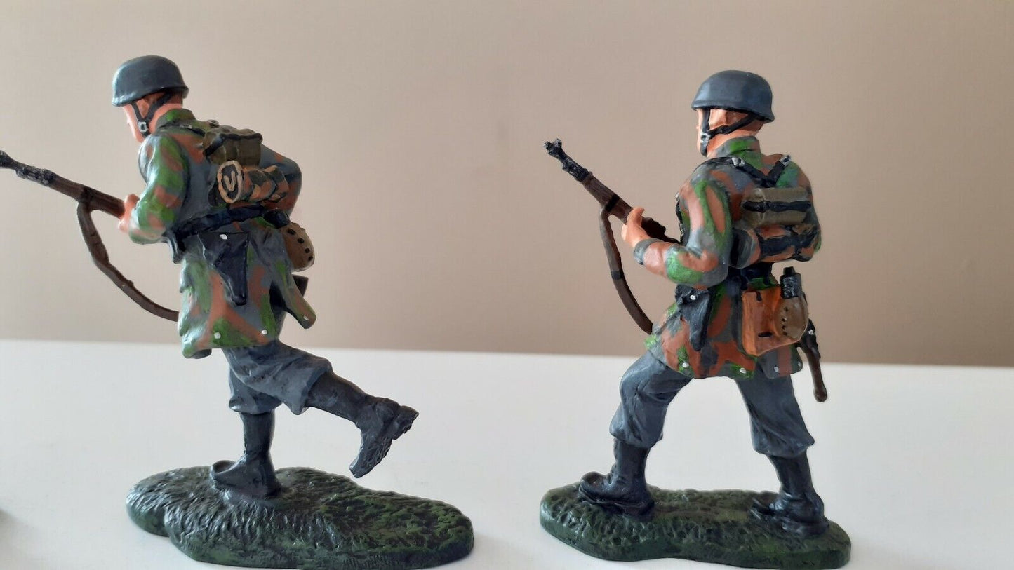 Britains 17458 ww2 d-day German paratroopers fallschirmjaeger boxed