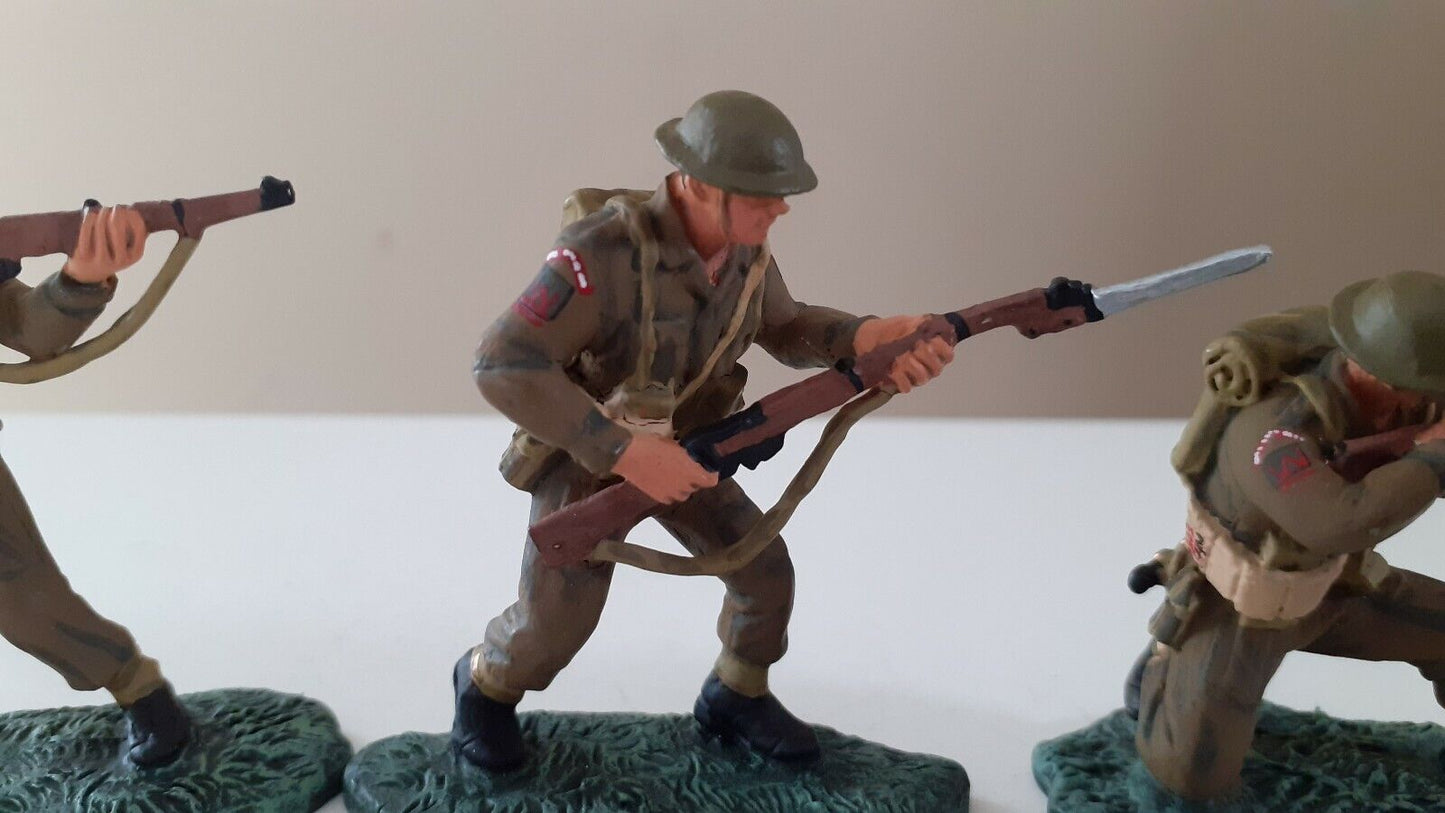 Britains ww1 ww2 British infantry 3rd division 17251 metal boxed