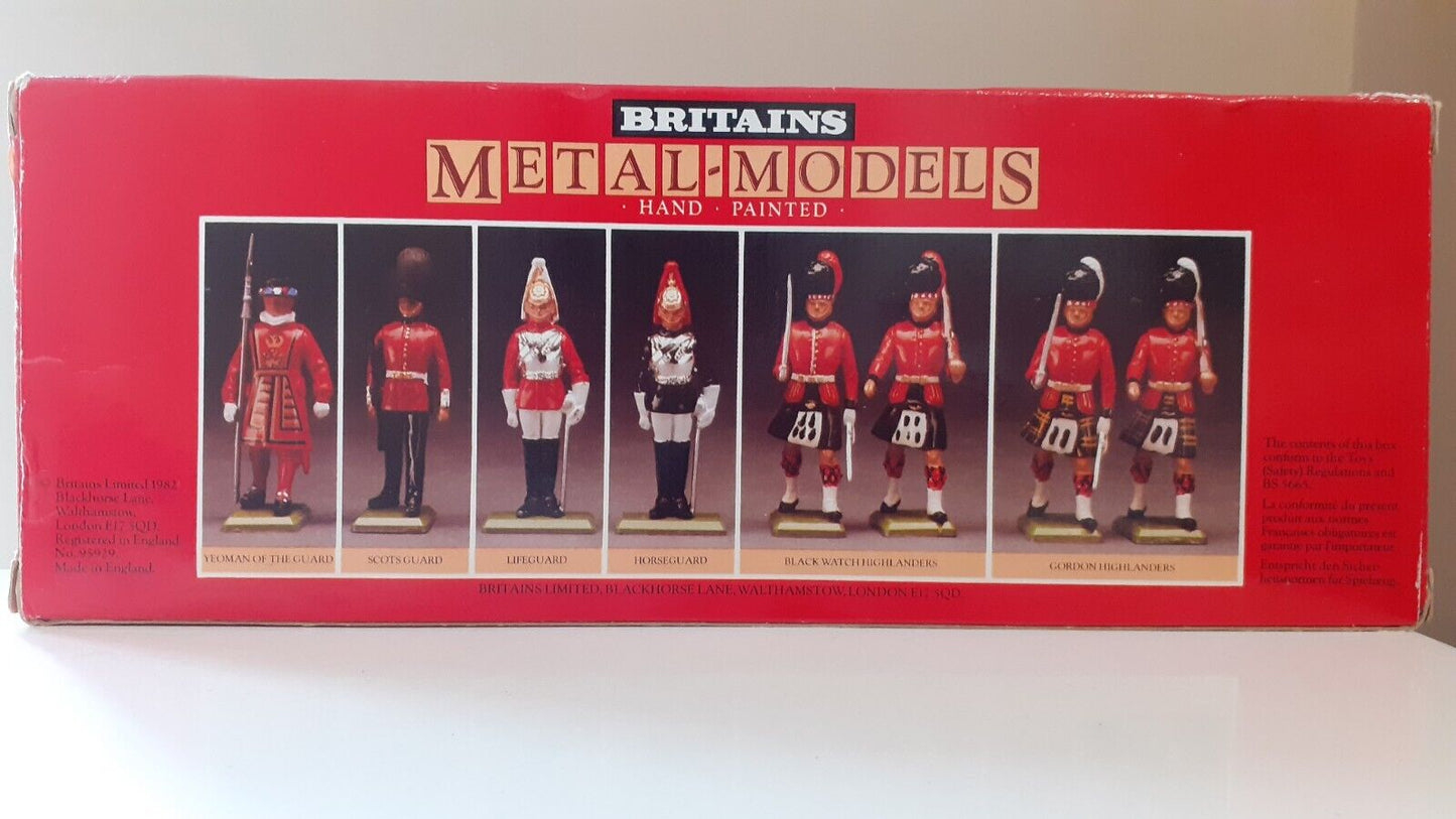 Britains ceremonial 7242 Gordon highlanders pipers  boxed 1:32  1980s