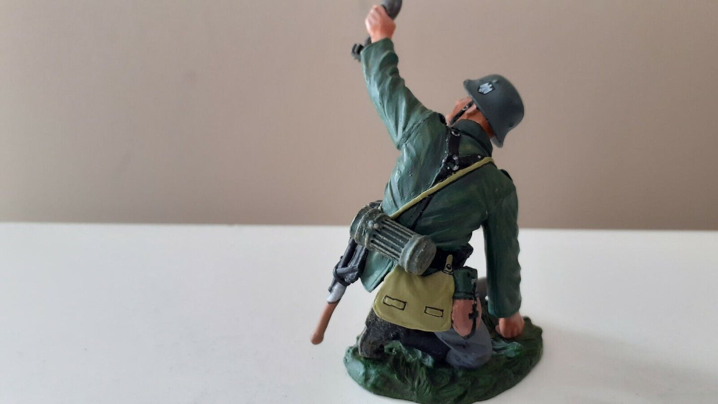 King and country Ww2 mortar crew German infantry  no box 1:30