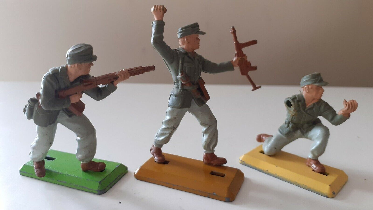 Britains deetail ww2 german afrika korps British 8th army 1970s  1:32  14 figs