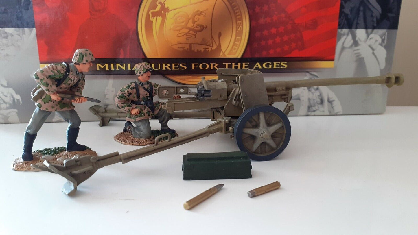 Conte ww2 wwii-032 German pak40 and crew 1:32 boxed metal