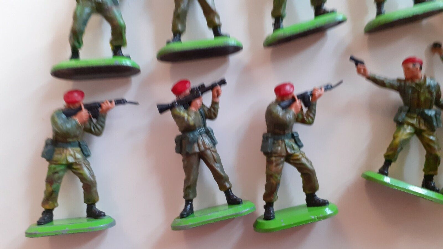 Britains deetail ww2 paras paratroopers 1970s 1:32  b2