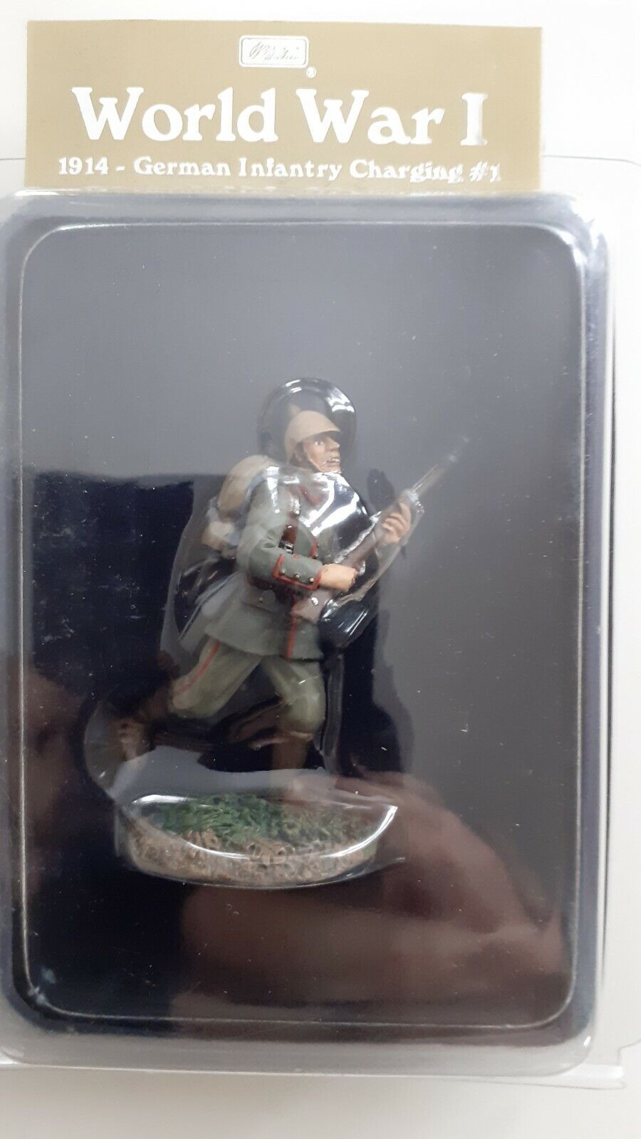 Britains 17990 ww1 German infantry 1:32 metal boxed b8