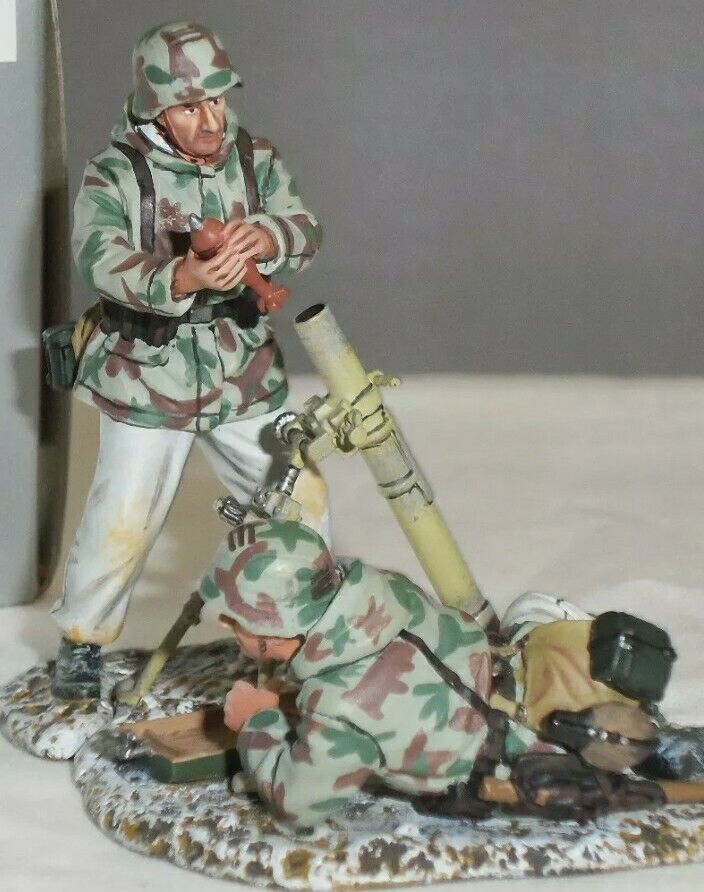 THOMAS GUNN SS057B GERMAN 80MM MORTAR GUN TEAM + CREW WINTER battle bulge mib