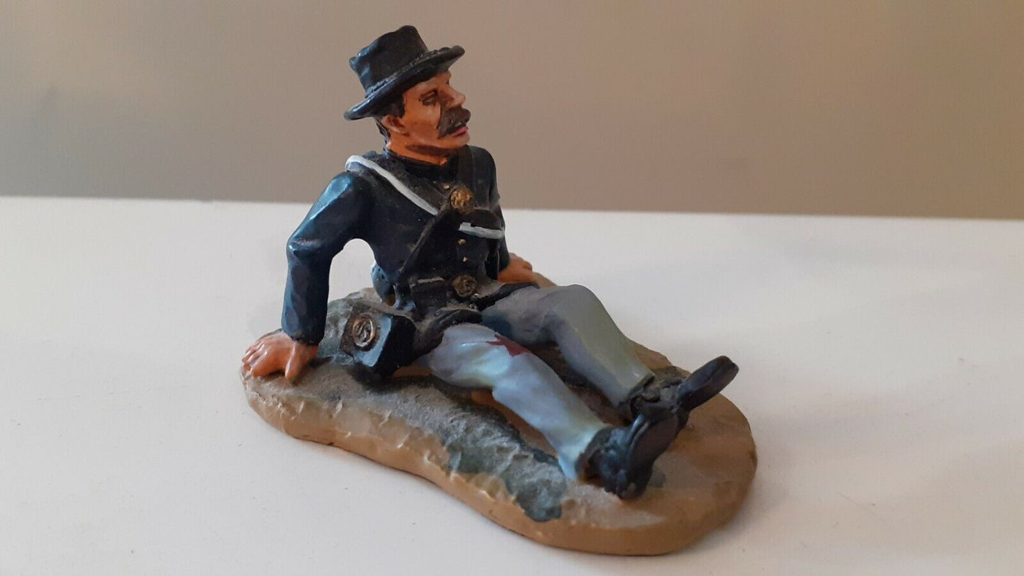 Britains acw union artillery  gunner casualty 17532 1:32 metal no box w4