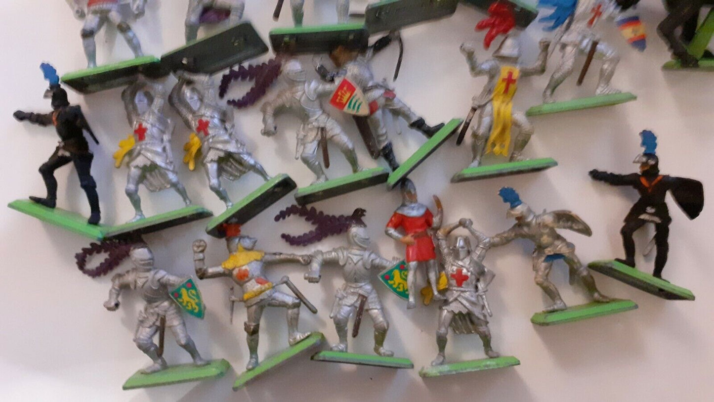 Britains deetail knights crusaders 1970s  1:32  b2