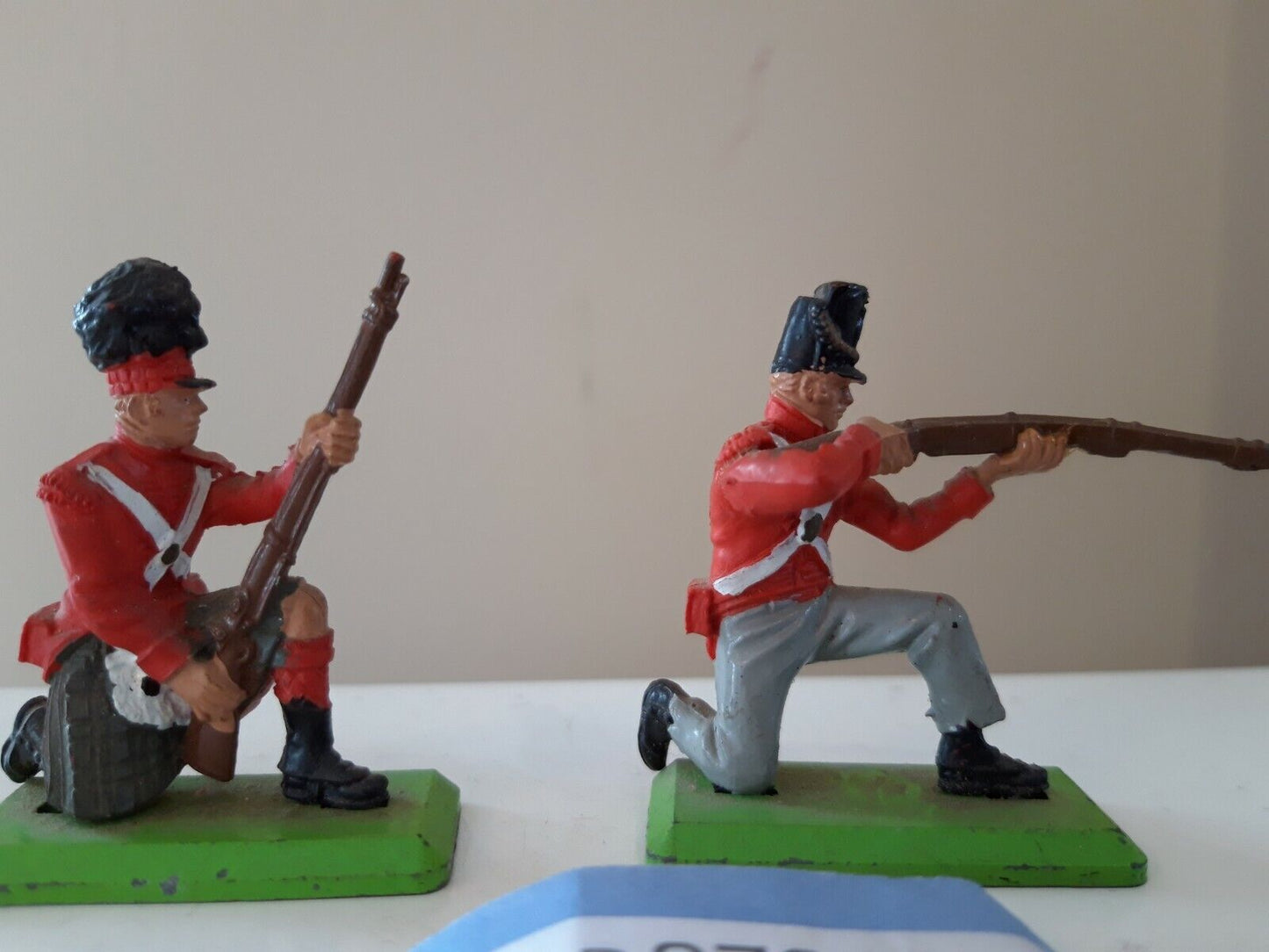 Britains deetail waterloo british  infantry 1970s  1:32