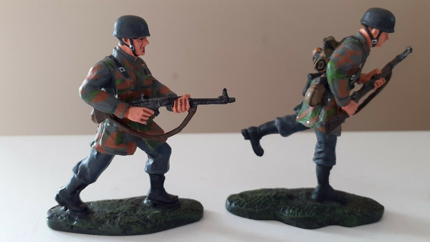 Britains 17458 ww2 d-day German paratroopers fallschirmjaeger boxed