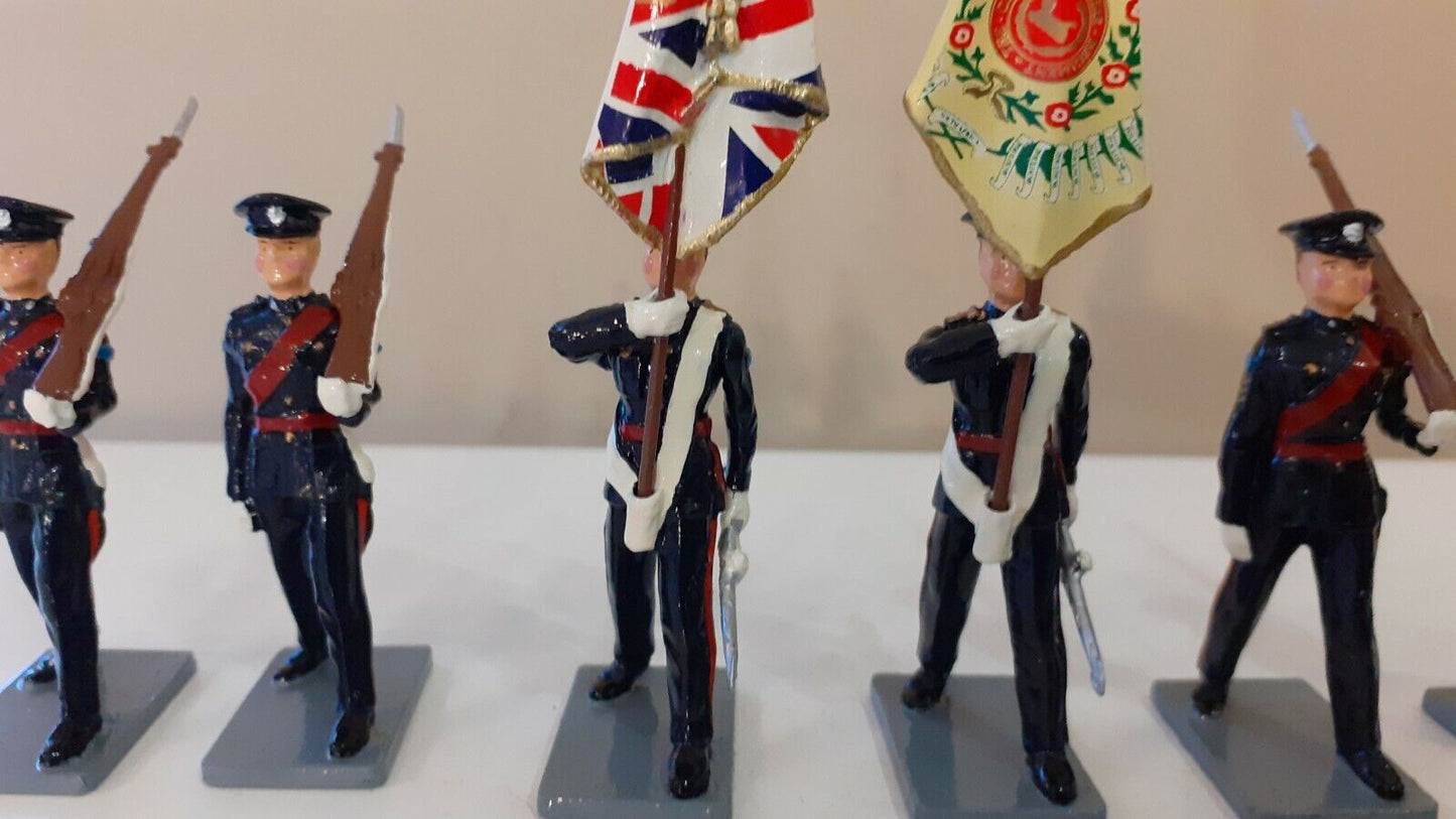 Britains 40276 Gloucestershire regiment colour party 1:32 metal