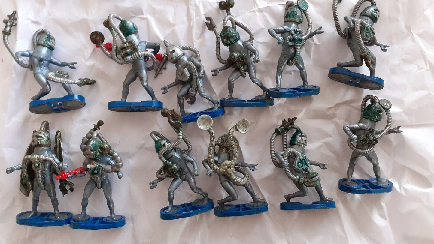 Britains deetail space aliens  1980s  1:32  cb